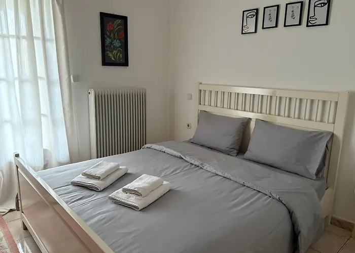 Xristos House