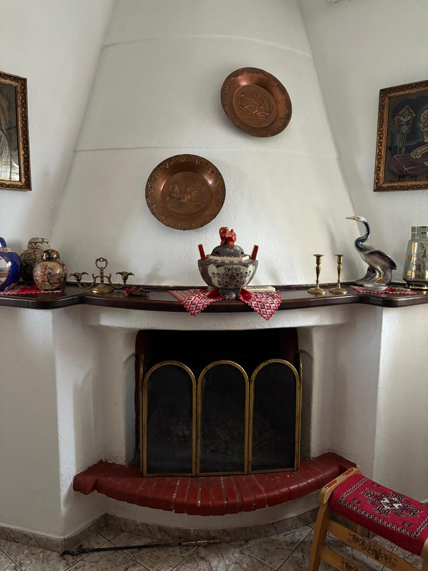 Xristos House *